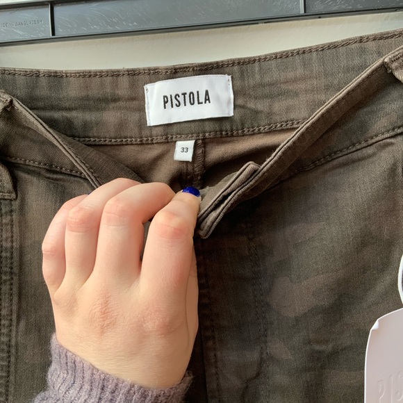 Pistola Camo Jean, NWT - Picture 4 of 7